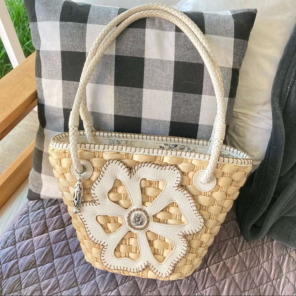 2022 SALE !!!!   Brighton | White Floral Flower Straw Handbag Purse